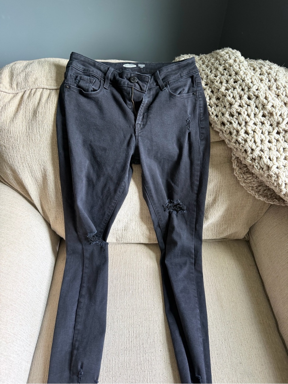 Old Navy Black Rockstar Super Skinny Ankle Jeans